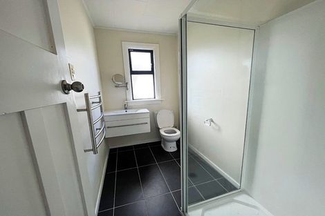 Photo of property in 30 Argentine Avenue, Miramar, Wellington, 6022