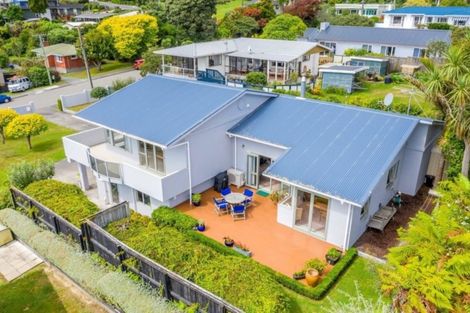 Photo of property in 4 Kaka Street, Waikanae, 5036