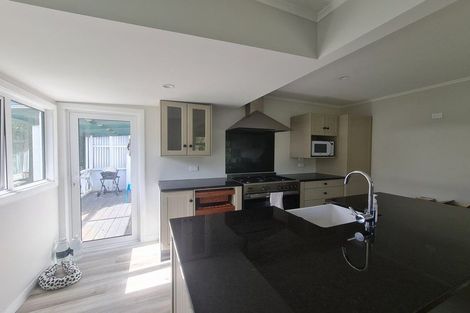 Photo of property in 37 Lorna Street, Lynmouth, New Plymouth, 4310