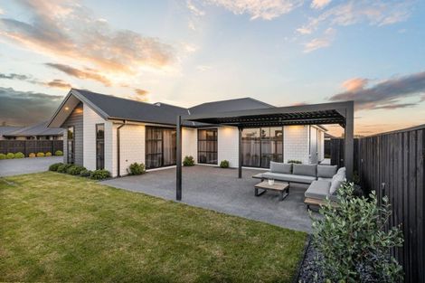 Photo of property in 147 Johns Road, Rangiora, 7400