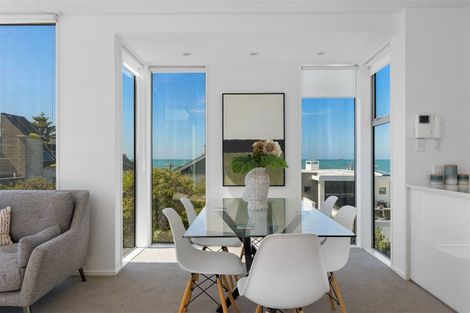 Photo of property in 9/22 Esplanade, Sumner, Christchurch, 8081