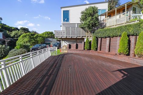 Photo of property in 55 Hungerford Road, Houghton Bay, Wellington, 6023