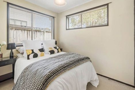 Photo of property in 1/11 Thornton Road, Milford, Auckland, 0620