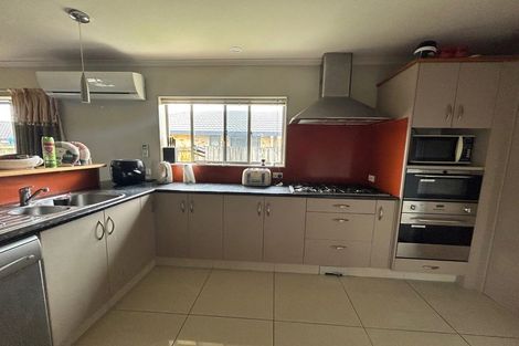 Photo of property in 11 Carlsberg Place, Papamoa Beach, Papamoa, 3118