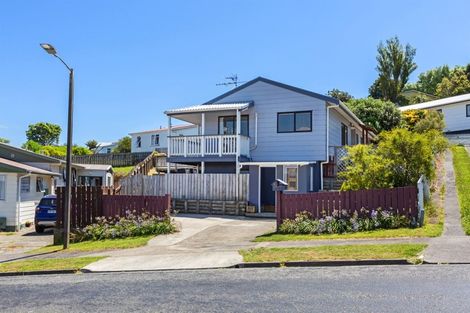 Photo of property in 5 Sombrero View, Ascot Park, Porirua, 5024