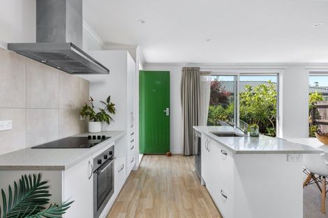 Photo of property in 28a Elizabeth Street, Orewa, 0931