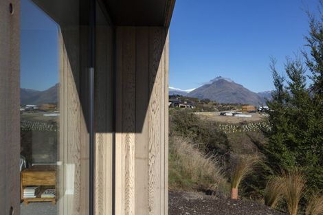 Photo of property in 11a Double Cone Road, Jacks Point, Queenstown, 9371