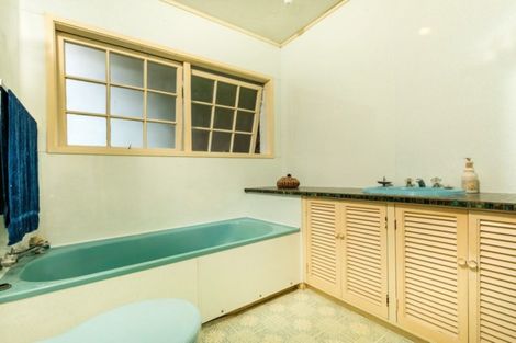 Photo of property in 68 Henwood Road, Taupaki, Henderson, 0782