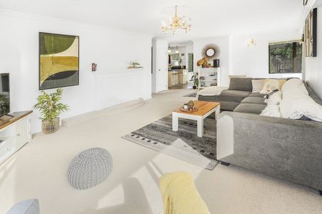 Photo of property in 24 Dalgliesh Avenue, Forest Lake, Hamilton, 3200