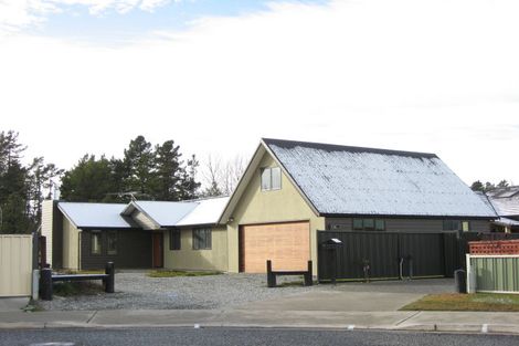 Photo of property in 8 Spruce Close, Alexandra, 9320