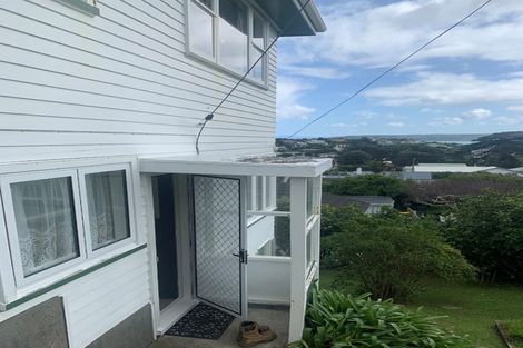 Photo of property in 15 Thornley Street, Titahi Bay, Porirua, 5022