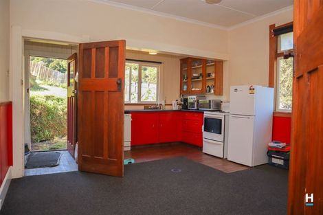 Photo of property in 9 Ashmore Avenue, Cobden, Greymouth, 7802
