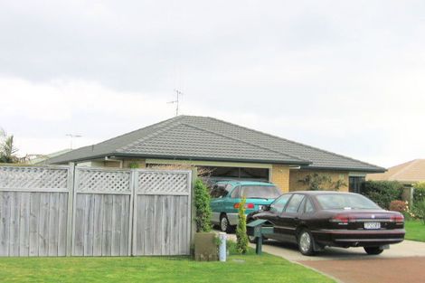 Photo of property in 3 Evergreen Glade, Papamoa Beach, Papamoa, 3118
