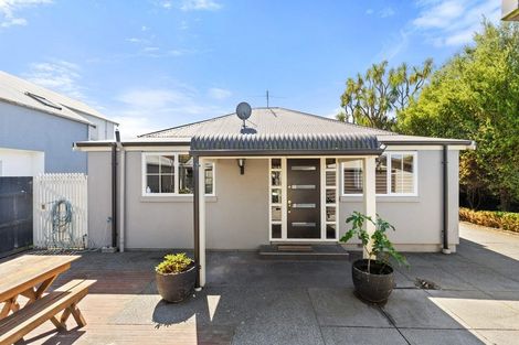 Photo of property in 40 Avalon Street, Richmond, Christchurch, 8013