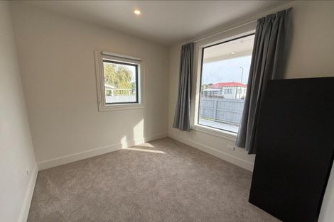 Photo of property in 87 Hinau Street, Castlecliff, Wanganui, 4501