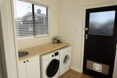 Photo of property in 14 Wynyard Street, South Dunedin, Dunedin, 9012