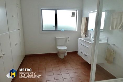 Photo of property in 68 Cliffs Road, Saint Clair, Dunedin, 9012