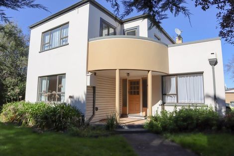 Photo of property in 67 Memorial Avenue, Ilam, Christchurch, 8053