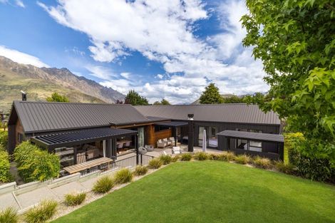 Photo of property in 20 Sherwood Court, Lower Shotover, Queenstown, 9371
