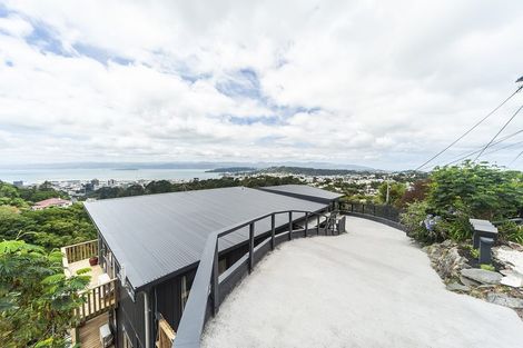 Photo of property in 43b Harbour View Road, Northland, Wellington, 6012