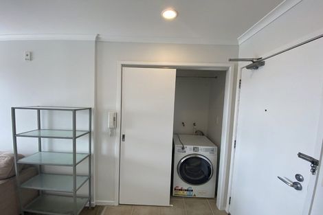 Photo of property in The Rennaissance, 5j/18 Ronwood Avenue, Manukau, Auckland, 2104