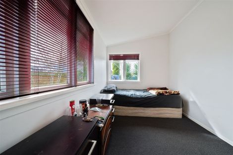 Photo of property in 30a Holland Street, Pukekohe, 2120