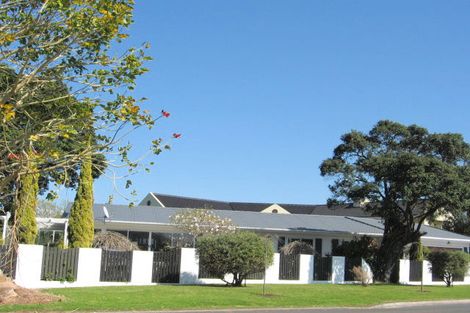 Photo of property in 2 Dundas Street, Whitianga, 3510