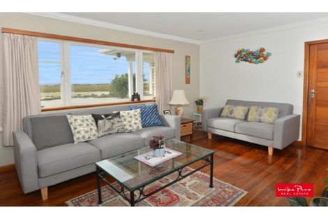 Photo of property in 25 Whangarei Heads Road, Onerahi, Whangarei, 0110