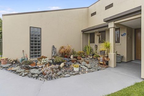 Photo of property in 15 Gambia Grove, Flagstaff, Hamilton, 3210