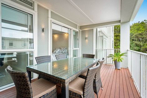 Photo of property in 30 Eaves Bush Parade, Orewa, 0931