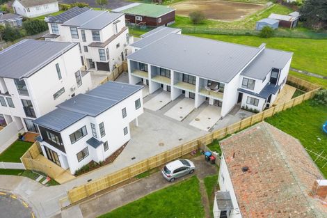 Photo of property in 5b Kahu Road, Paremata, Porirua, 5024