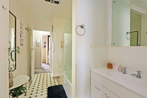 Photo of property in 19 Weddell Street, Flaxmere, Hastings, 4120