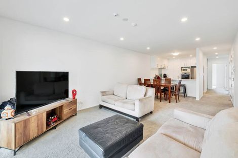 Photo of property in Apollo Apartments, 201/46 Rosedale Road, Rosedale, Auckland, 0632