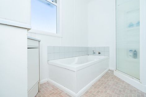 Photo of property in 69 Insoll Avenue, Enderley, Hamilton, 3214