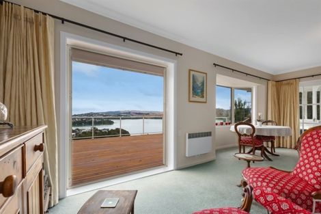 Photo of property in 6 Compass Way, Whitby, Porirua, 5024