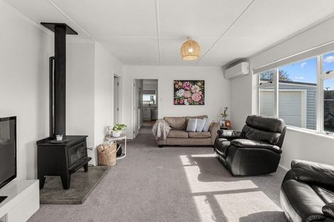 Photo of property in 7a Hinau Street, Inglewood, 4330