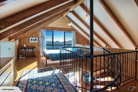 Photo of property in 126 Lone Kauri Road, Karekare, Auckland, 0772