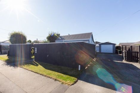 Photo of property in 1/11 Seymour Street, Hornby, Christchurch, 8042