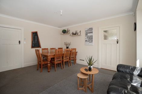 Photo of property in 21 Burns Avenue, Takaro, Palmerston North, 4412