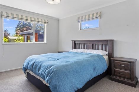 Photo of property in 32 Park Terrace, Waikuku Beach, 7473