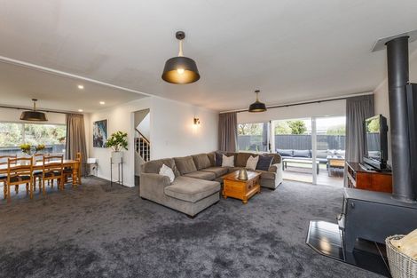 Photo of property in 23b Pahiatua Street, Hokowhitu, Palmerston North, 4410