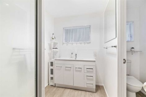 Photo of property in 1/45 Mcdowell Crescent, Hillcrest, Auckland, 0627