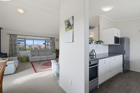 Photo of property in 18 Bell Street, Otane, 4202