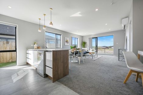 Photo of property in 2/28 Tokerau Drive, Rototuna North, Hamilton, 3210