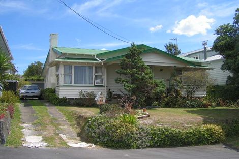 Photo of property in 84 Princes Street, Northcote Point, Auckland, 0627