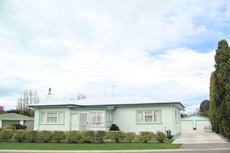 Photo of property in 82 Ferry Road, Clive, 4102