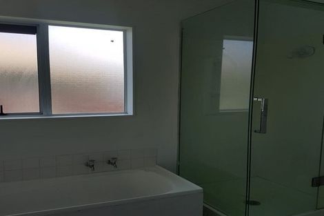 Photo of property in 1/26 Horlicks Place, Randwick Park, Auckland, 2105