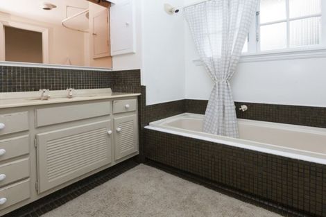 Photo of property in 233 Clyde Road, Burnside, Christchurch, 8053