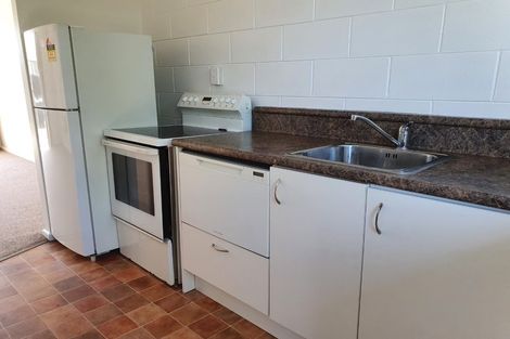 Photo of property in 8/20a Dickson Crescent, Hornby, Christchurch, 8042