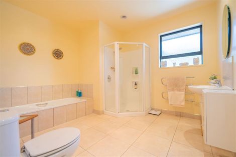 Photo of property in 31 Patience Bay Drive, Te Anau, 9679